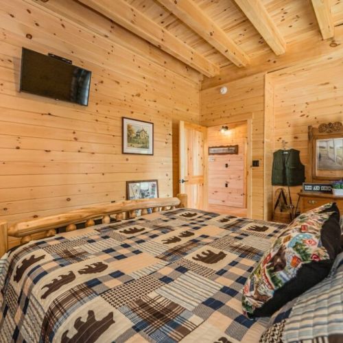 The main floor hosts a lavish master bedroom, seamlessly connected to a luxurious 4-piece washroom featuring a walk-in full bath, ensuring accessibility for guests with special needs without compromising on elegance.