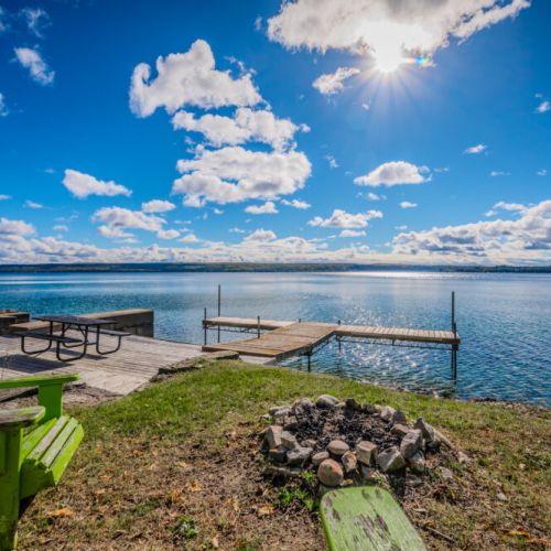 Spend your evenings around the firepit by the water, creating the perfect spot for campfire stories and toasting marshmallows with friends and family.