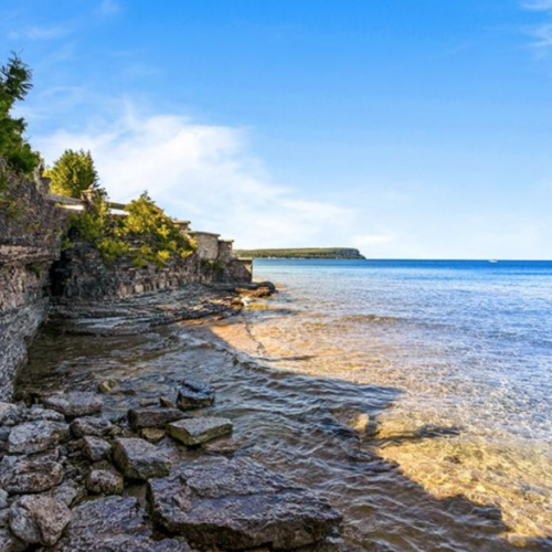 Explore the unique rocky shoreline right outside your door. The limestone rock shelf provides stunning visuals and easy access to the clear waters of Georgian Bay.