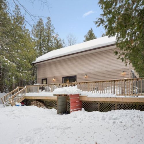 Large private deck —perfect for relaxing after a day of exploring.