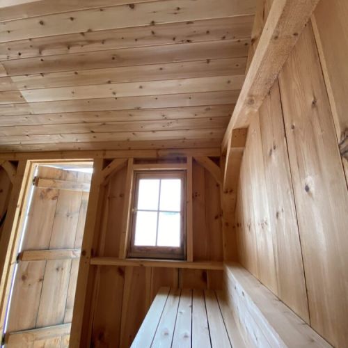 Step into pure relaxation in Midnight Star’s brand-new cedar sauna — warm wood, soft light, and total tranquility.