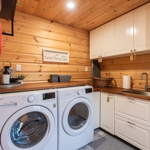 Main floor Laundry: This laundry facility is for guests to have access to, and enjoy during their stay.