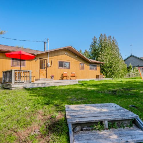 Welcome to Silver Birch Cottage, where captivating sunrises and sunsets surrounded by trees provides a connection to nature, offering a peaceful getaway from the hustle and bustle of daily life.