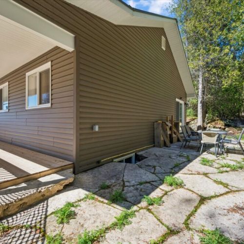 Relax outdoors with plenty of space for gathering, dining, or simply taking in the fresh Bruce Peninsula air.