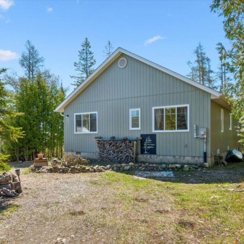 Welcome to your peaceful Bruce Peninsula getaway, where comfort, privacy, and nature come together for the perfect cottage escape.