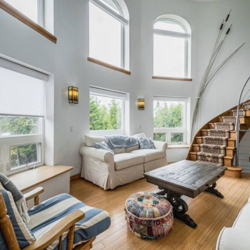 Serene Lakehouse features one of the most spectacular Great Rooms in all of Bruce Peninsula.