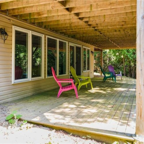 The lower level veranda.