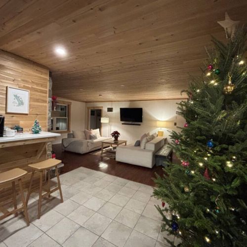 Welcome to Cardinal Hill where holiday magic on Bruce Peninsula reigns supreme.