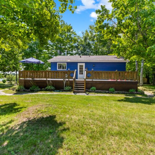 Welcome to True Blue Getaway, your peaceful Bruce Peninsula escape.