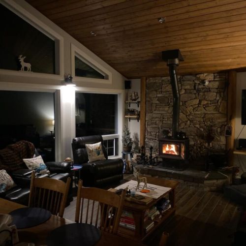 Relax by the cozy wood stove, unwind with your favorite shows on TV, and enjoy seamless connectivity with new Fibre Internet high speed Wi-Fi (Internet installation August 2025) and Apple TV log in features during your stay.