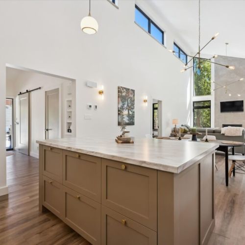 Spacious kitchen island overlooking the heart of the cottage.
