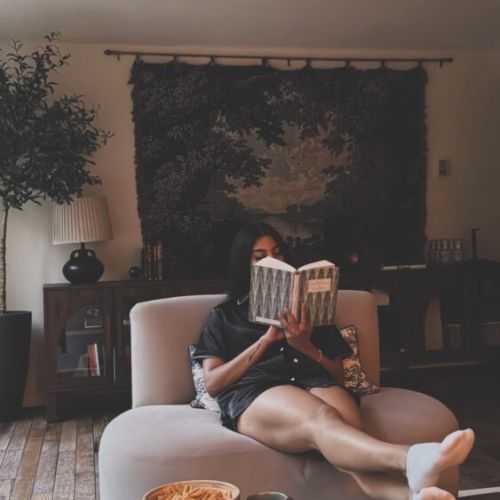 Slow afternoons are encouraged. Curl up with a good book, let the forest views set the pace, and enjoy the quiet comfort of CAVYN.
