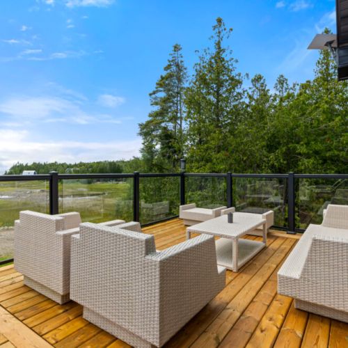 Unwind in the outdoor lounge while overlooking the peaceful waterfront.