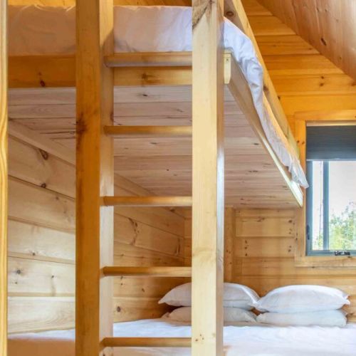 Perfect for families—cozy bunk setup with plenty of room.