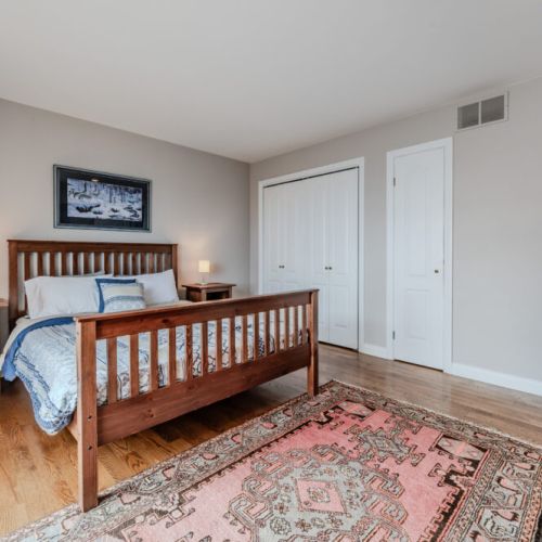 Primary suite.