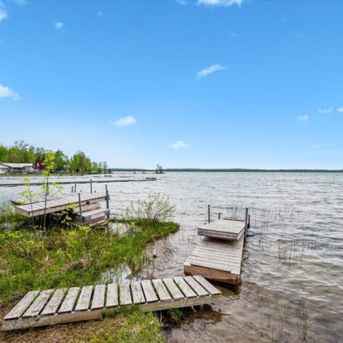 Enjoy direct lake access from your own private dock—ideal for morning swims, fishing, or simply relaxing with your toes in the water.
