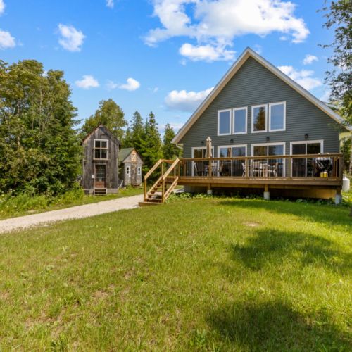 Welcome to Toasty Lane, your peaceful retreat in the heart of Miller Lake.