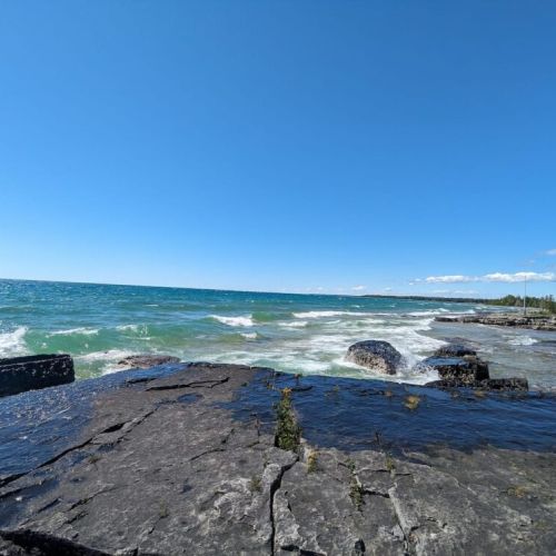 Sometimes, all you need is the sound of the waves and a wide open sky—perfect for meditation, reflection, or simply exhaling.
