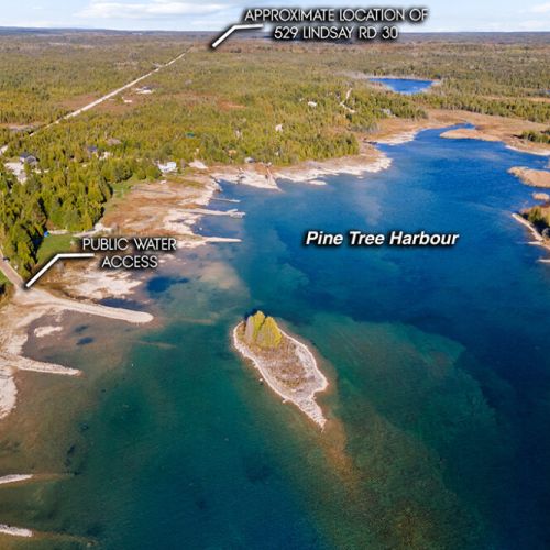 Nearby public water access at Pine Tree Harbour offers an easy way to enjoy the crystal-clear waters of Lake Huron.