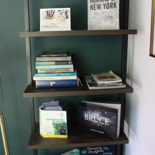 The library at Cardinal Hill features books on local history, culture, arts, and global topics. We also have the official Bruce Trail maps and reference guide available for guests to use.