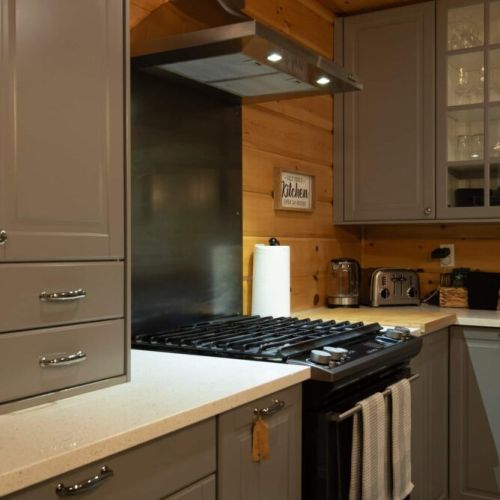 Fully equipped with high-end appliances—everything you need to cook like a chef on vacation.