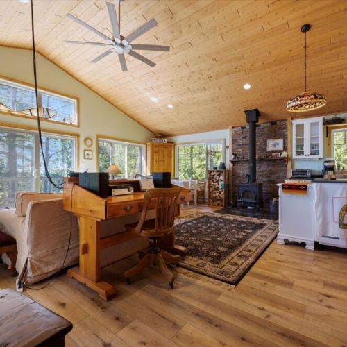 The open-concept layout makes it easy to spend quality time together, whether you're cooking, dining, or relaxing.