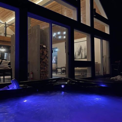 The hot tub is a great place to chill.