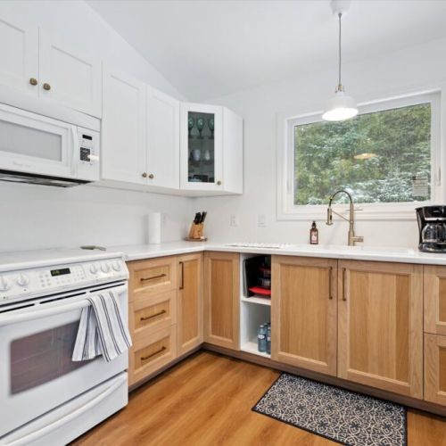 Thoughtfully designed kitchen featuring clean finishes, modern appliances, and everything you need for a comfortable stay.