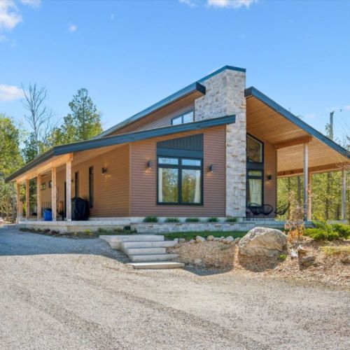 Welcome to Cabin — your modern escape surrounded by nature.