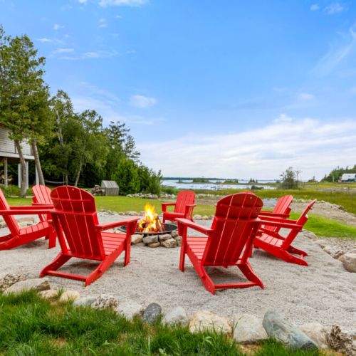 Gather around the fire pit for unforgettable evenings under the stars.