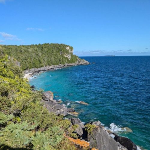 Marvel at the dramatic cliffs and hidden bays of the Bruce Peninsula—where adventure and awe-inspiring views meet at every turn.
