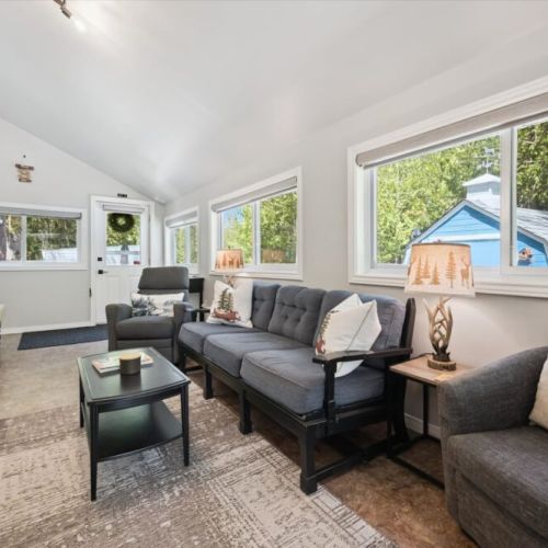 Comfortable sitting area filled with natural light, ideal for morning coffee or quiet afternoons indoors.
