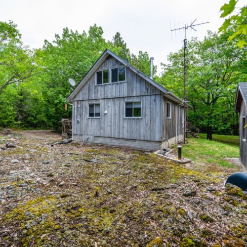 1.5 storeys of classic cottage design and feel.