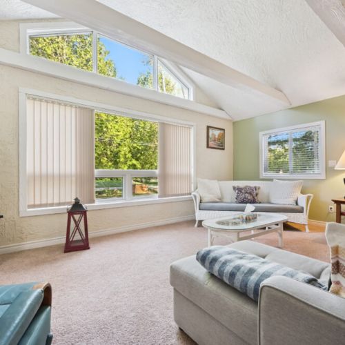 Wide open living area with plenty of room for everyone to spread out and relax.