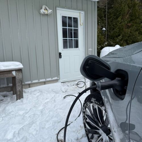 Sustainable stays just got easier—EV charging now available at Driftwood.
