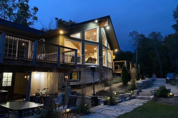 Sunset Villa: Hot Tub, Gym – All Season Retreat