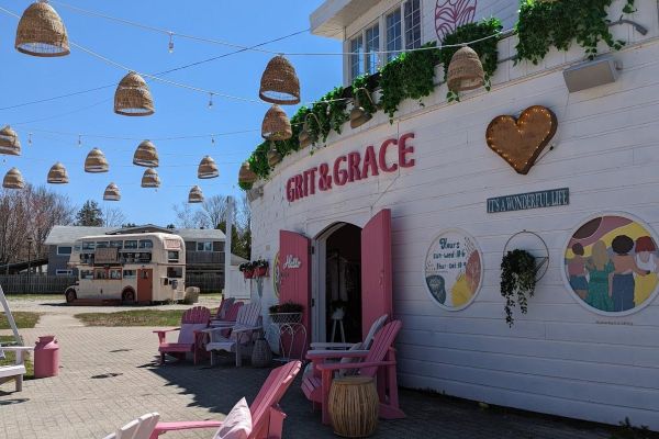 Grit & Grace
