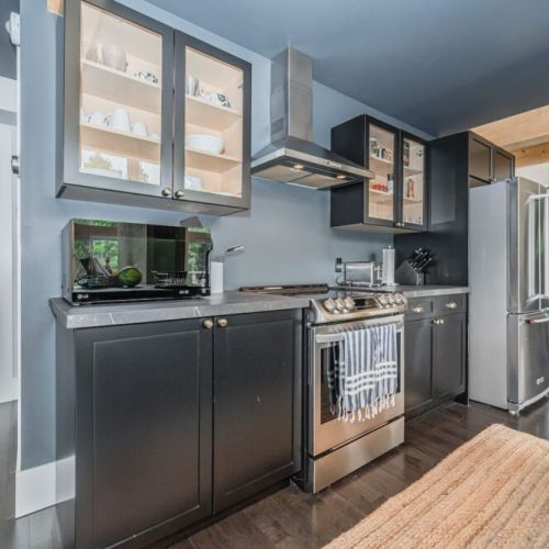The kitchen is fully equipped with everything you could need to enjoy your experience.
