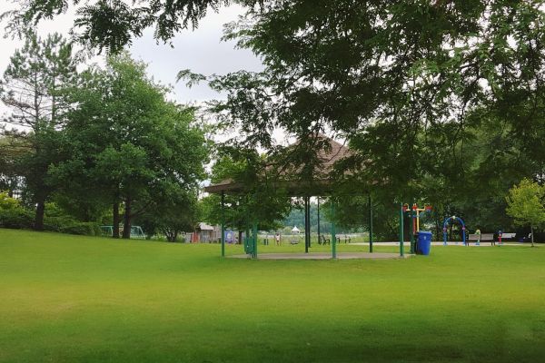Good Cheer Splash Pad