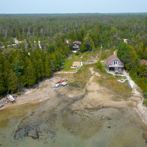 Enjoy your very own beachfront access!