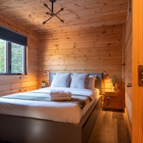 Main floor Bedroom: Queen bed. 
Bedroom 2 of 3.