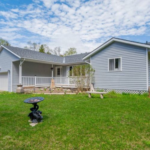 The front yard of Little Black Bear. Everything you need, all on one floor.