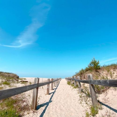 Sauble Beach is just a 15 minute drive away.